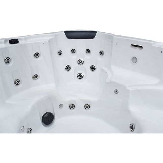 ASPö 6-Person Hydro-Spa 220 × 220 × 89 cm — family-size spa with 47 jets & Nordic insulation