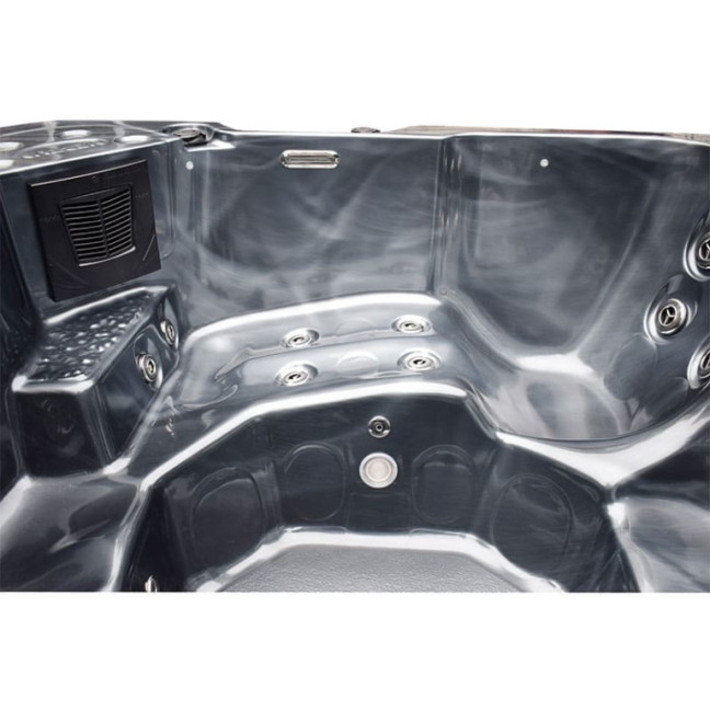 Dalarö 6-Person Hydro-Spa 200 × 200 × 89 cm — compact square tub with lounger, ozone & Nordic armour