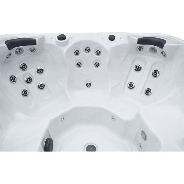 Ingarö 5-Person Hydro-Spa 220 × 220 × 89 cm — round-corner lounge tub with Wi-Fi & Nordic triple insulation
