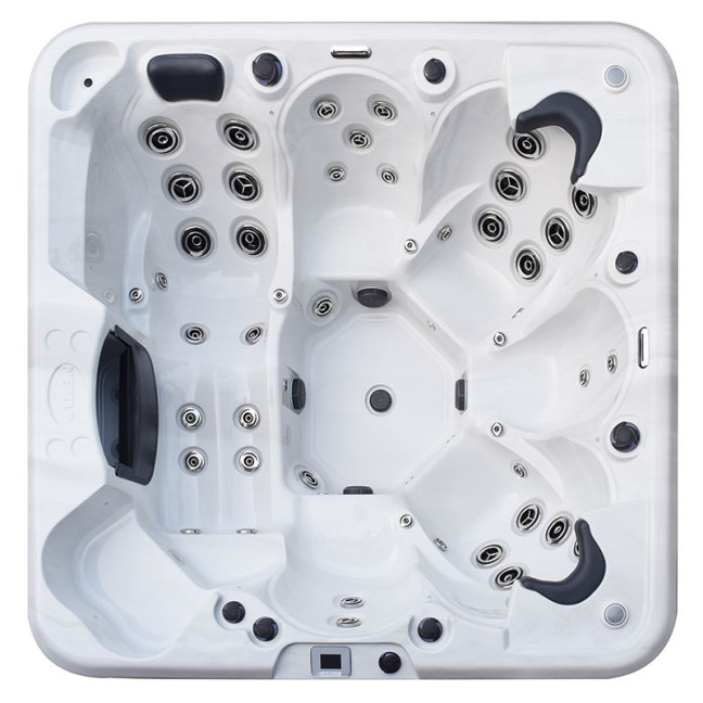 Utö 6-Person Hydro-Spa 229 × 229 × 96 cm — Nordic-ready hot tub with Wi-Fi & colour-change mood lights