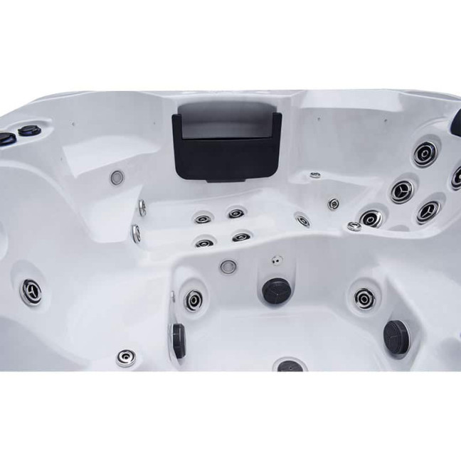 Utö 6-Person Hydro-Spa 229 × 229 × 96 cm — Nordic-ready hot tub with Wi-Fi & colour-change mood lights