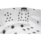 Dunö 5-Person Luxury Hot Tub 229 × 229 × 96 cm — dual-lounger spa for resort-grade hydrotherapy