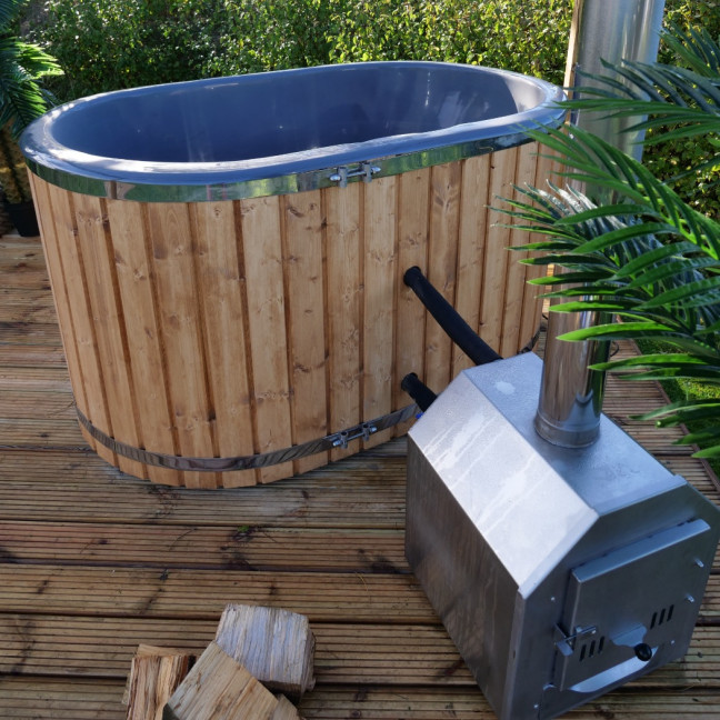 Ofuro 2-Person Cedar Hot-Tub 190 × 120 × 97 cm — compact Japanese-inspired soak