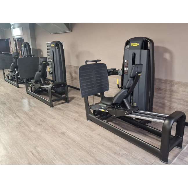 TECHNOGYM SELECTION PRO Leg Press Used - Perfect condition