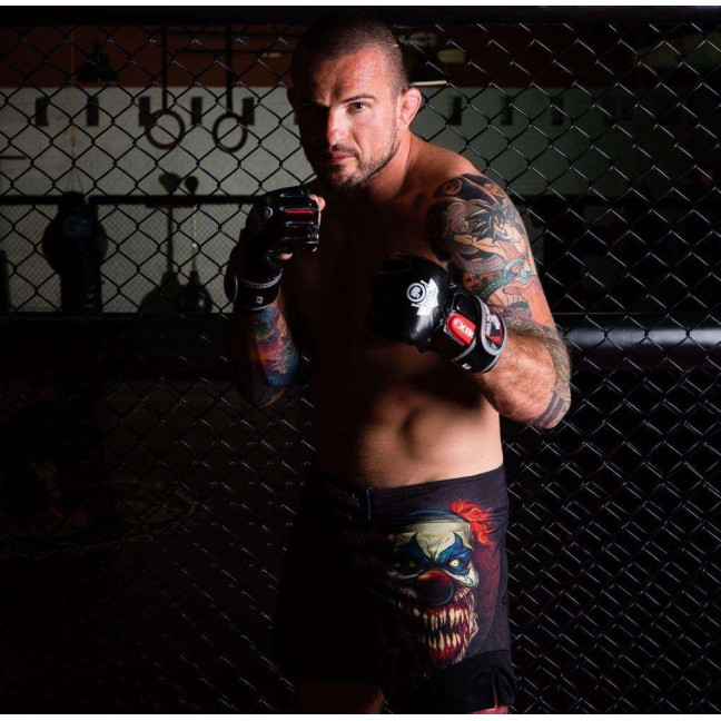 E1v4 MMA Gloves DBX BUSHIDO L